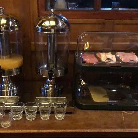 Hotel Verhoeven 3*