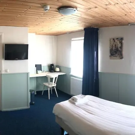Verhoeven 3*